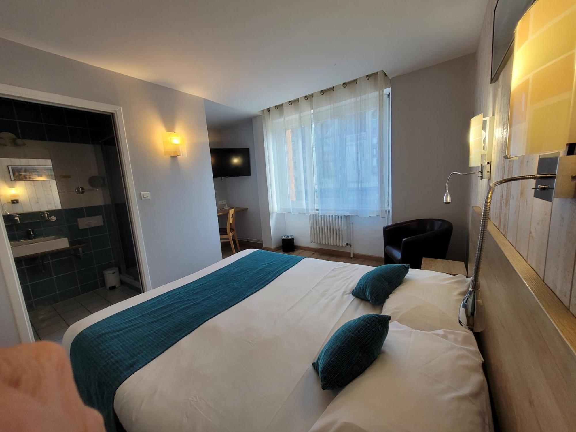 Brit Hotel Des Halles Concarneau Kültér fotó