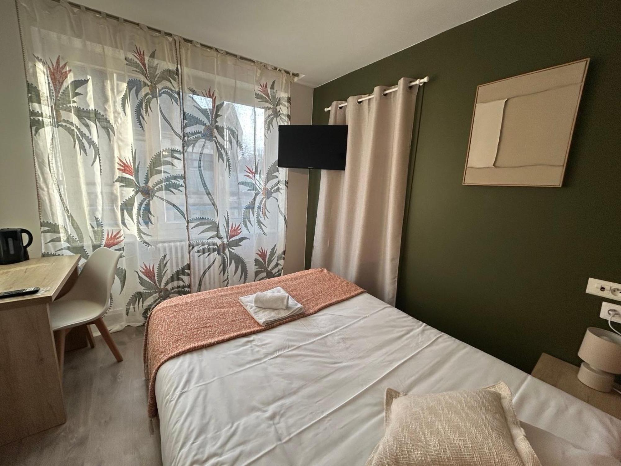 Brit Hotel Des Halles Concarneau Kültér fotó